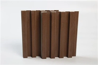 Revêtement mural composite bois-plastique